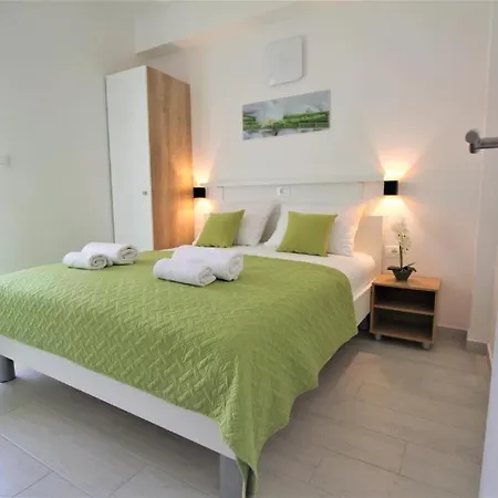 Apartmani Adria 2 Baska Voda Exterior photo