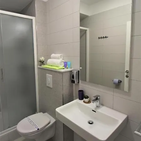 Apartmani Adria 2 Baska Voda Exterior photo