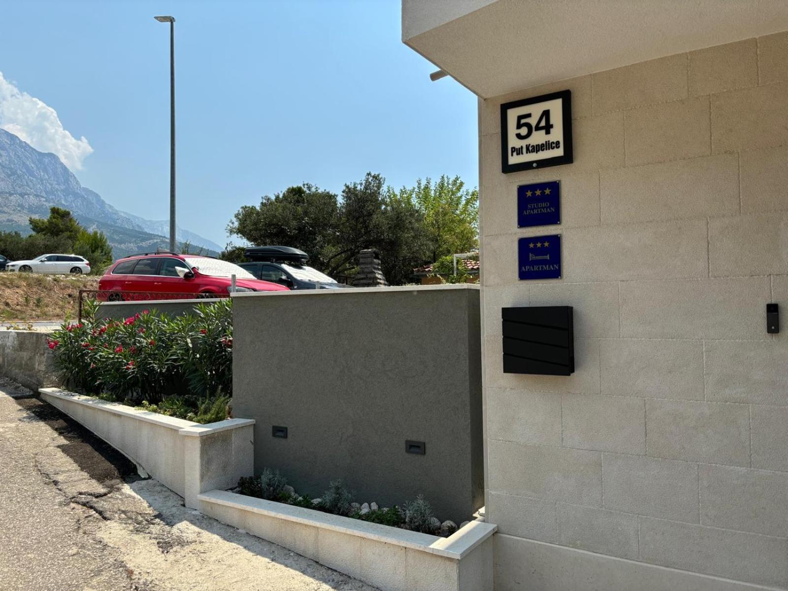 Adria 2 Apartment