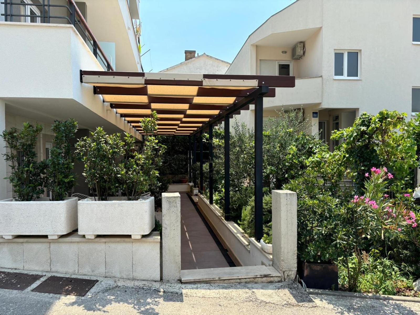 Adria 2 Apartment Baska Voda